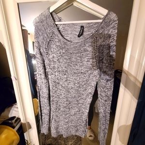Design lab 100 percent acrylic Gray sweater